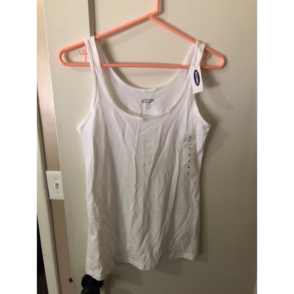 NEVER WORN white tank from Old Navy
